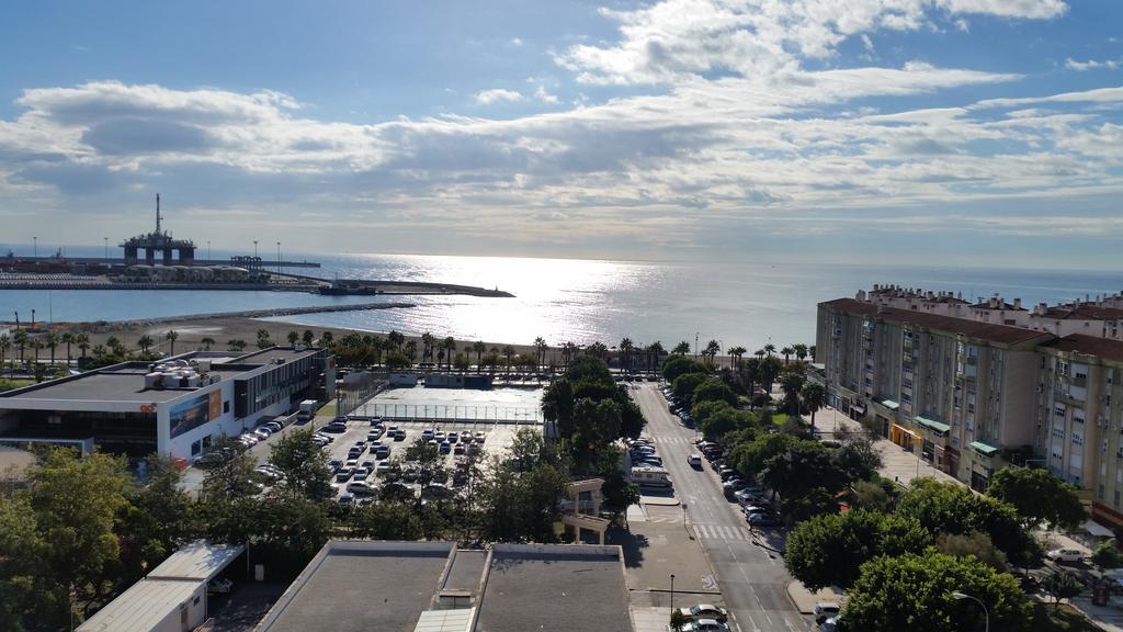 Apartamento Plaza Reina Lägenhet Málaga Exteriör bild