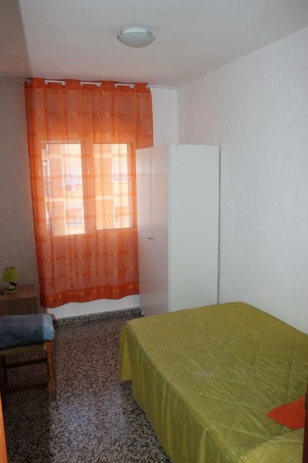 Apartamento Plaza Reina Lägenhet Málaga Exteriör bild